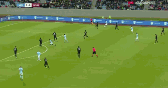 刘若钒庆祝海港队夺冠：人生第一个中超冠军🏆