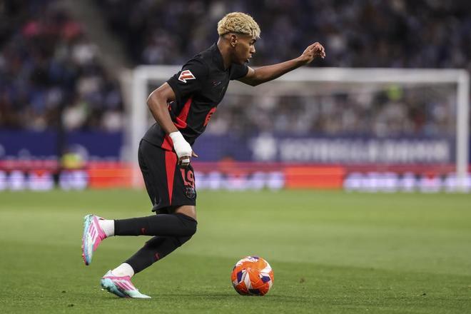 尴尬！松岛辉空效仿王楚钦，倒地爆冲失败，专属王之爆冲