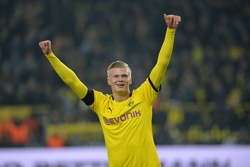 足球报：法比奥已与国安续约至26年底；国安将全主力出征越南（足球报：法比奥与国安续约至2026年底，国安将以全主力远征越南）